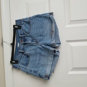 Old Navy Women's Cuffed Denim Shorts